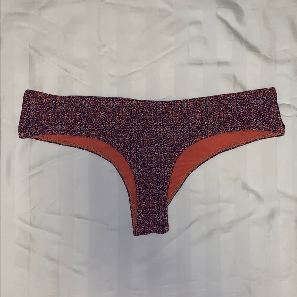 O’Neill bikini bottom, size large